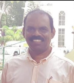 റെജി നടുമോളയിൽ